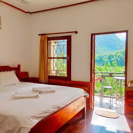 Sunset Bungalows & Gh Muang Ngoi Exterior foto