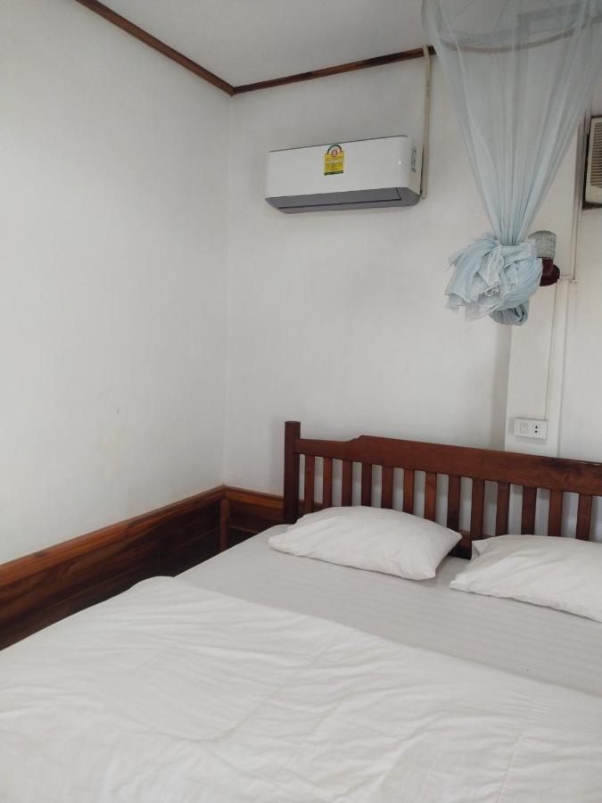 Sunset Bungalows & Gh Muang Ngoi Exterior foto