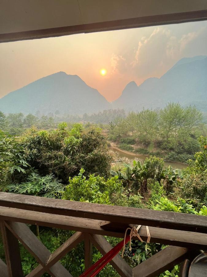 Sunset Bungalows & Gh Muang Ngoi Exterior foto