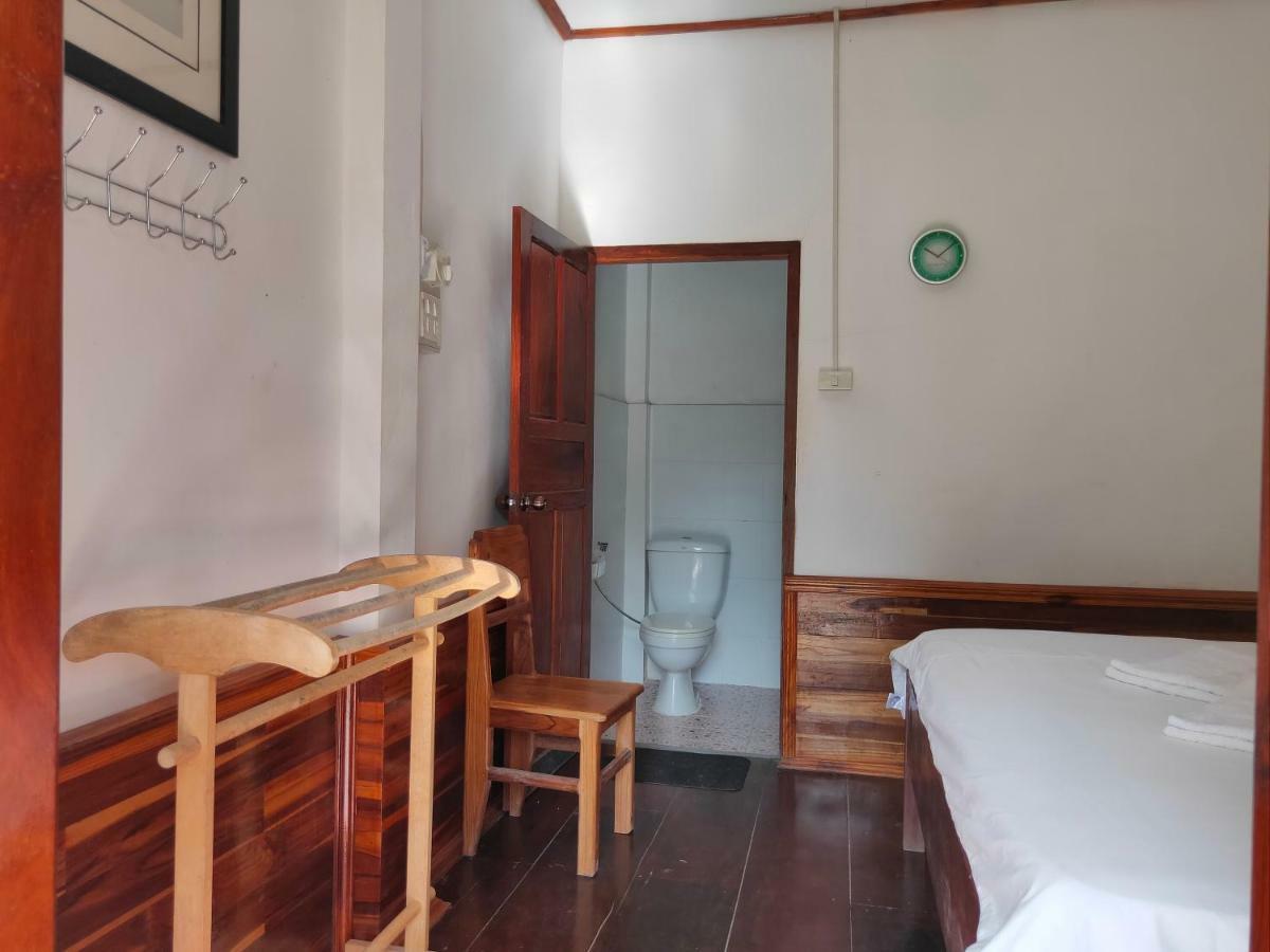 Sunset Bungalows & Gh Muang Ngoi Exterior foto